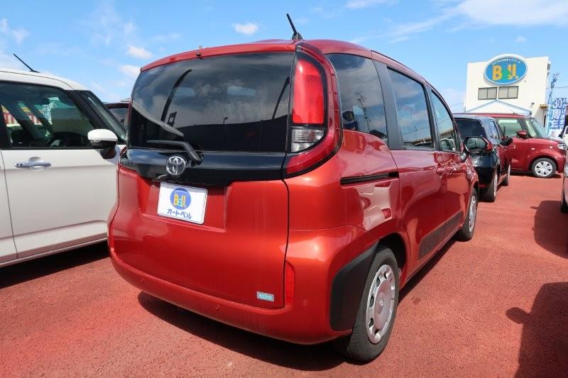 リアソナーで障害物をお知らせ