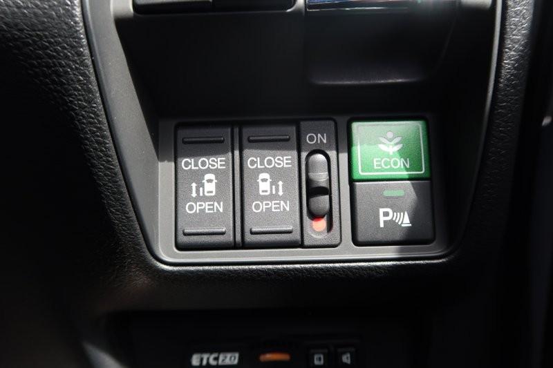 電動スライドドアで半ドアの心配なし