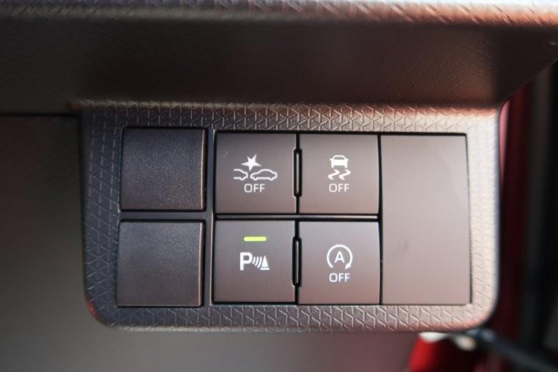 衝突軽減ブレーキ搭載