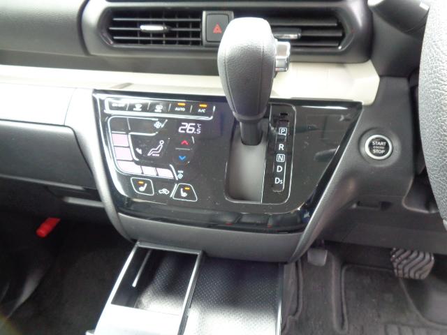 フルオートエアコン　運転席＆助手席シートヒーター