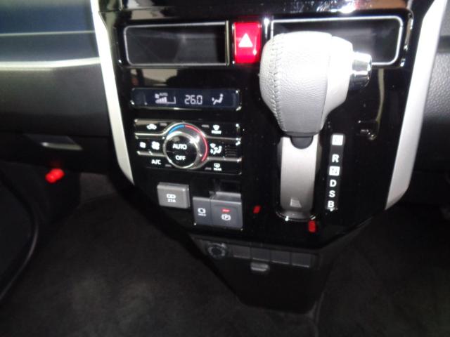 フルオートエアコン　電動パーキングブレーキ