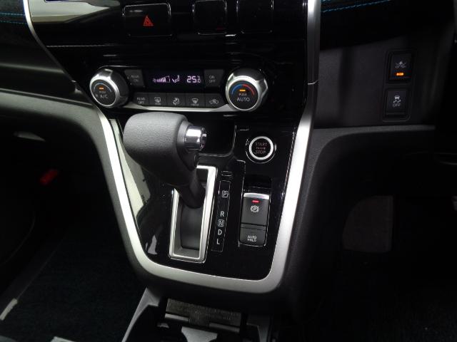 フルオートエアコン　電動パーキングブレーキ