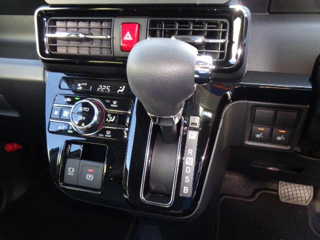 フルオートエアコン　電動パーキングブレーキ