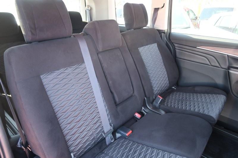 後席もゆったり乗れる室内空間