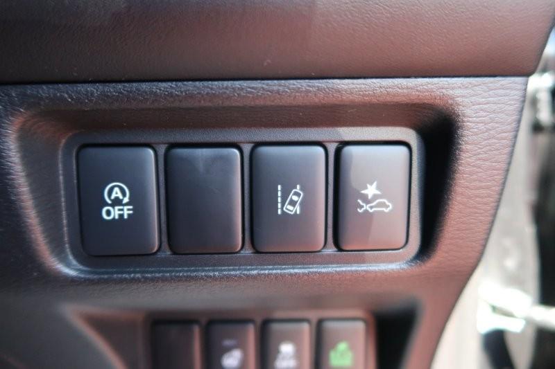 衝突軽減ブレーキ搭載