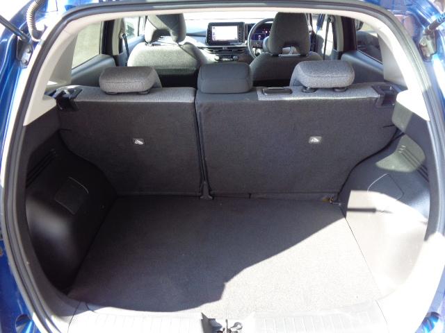 ラゲッジスペース