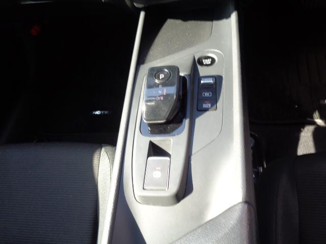 電制シフト　電動パーキングブレーキ　プッシュスタート