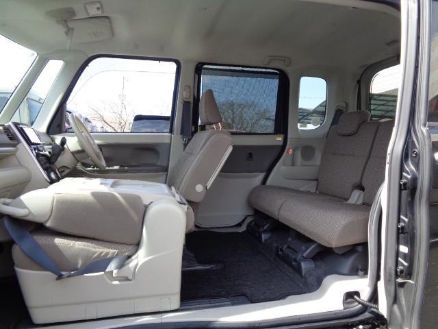 ミラクルオープンドアで乗り降りもスムーズ