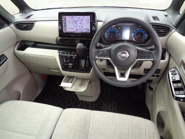 フロントベンチシート　フルオートエアコン