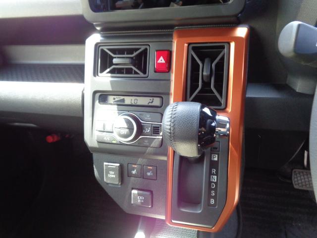 フルオートエアコン　運転席＆助手席シートヒーター