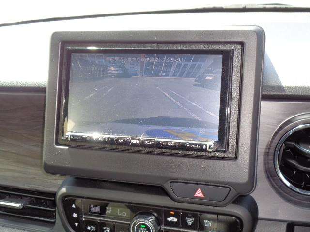 ７インチナビ　バックカメラ表示