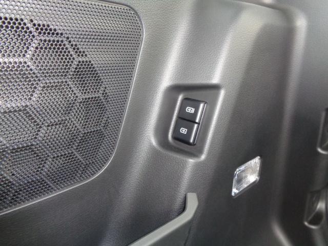 後席用ＵＳＢ充電　　　　　　　　　Ｙ