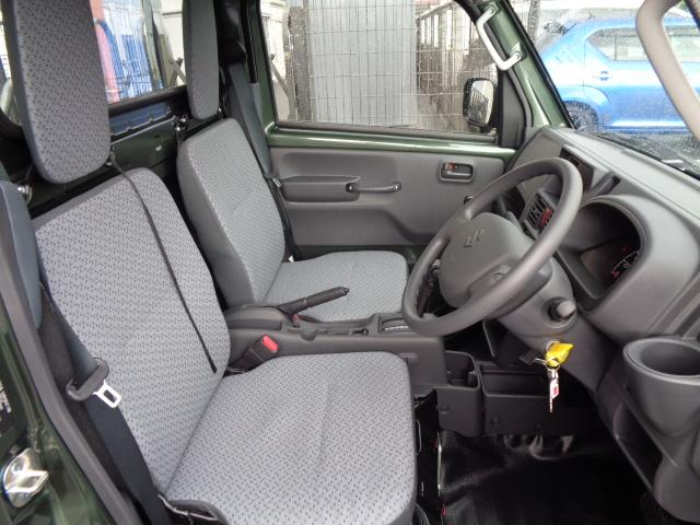 ビニールレザーシート　運転席シート前後スライド付