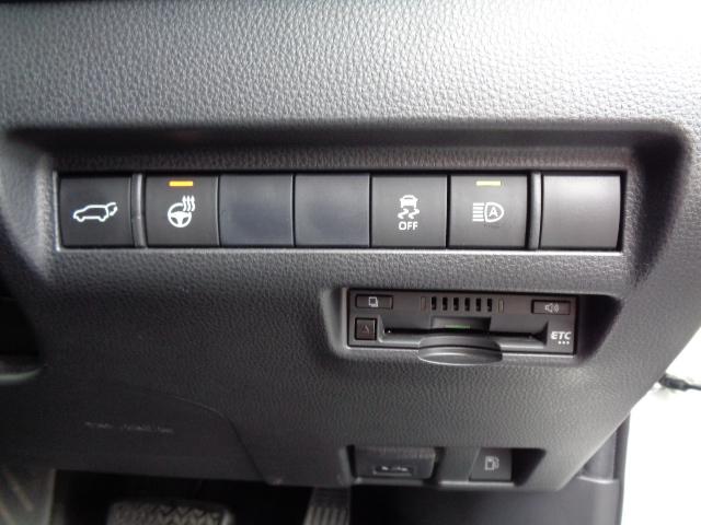 パワーバックドア　ステアリングヒーター　トラクションコントロールOFFスイッチ　オートハイビーム　ＥＴＣ車載器