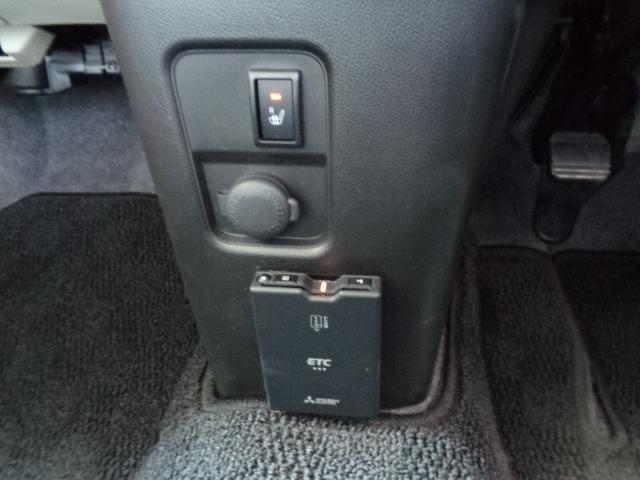 運転席シートヒーター　ＥＴＣ車載器